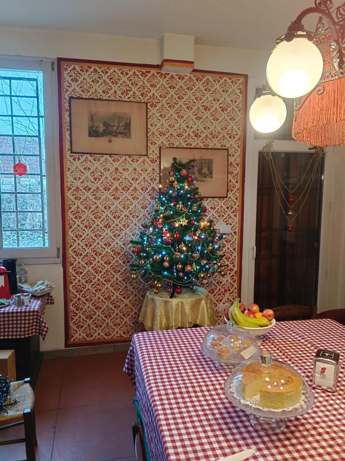 La Maison Rouge 克雷斯佩拉诺 外观 照片